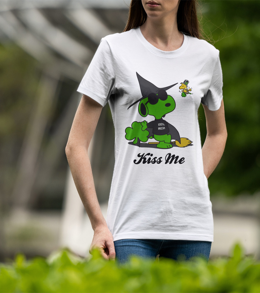 Snoopy Kiss Me 100% Irish St Patrick's Day Wizard Woodstock T-Shirt