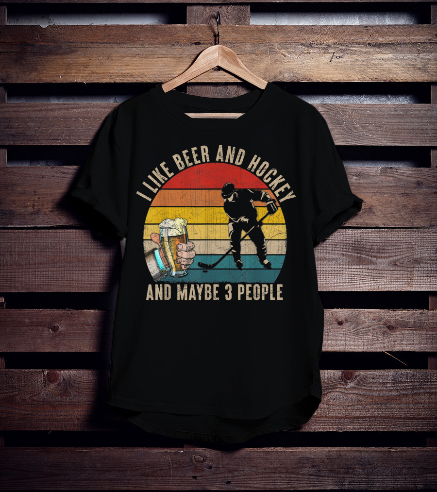 I Like Beer And Hockey And Maybe 3 People Vintage Retro T-Shirt