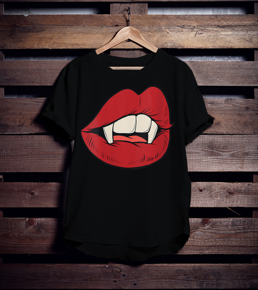 Women Vampire Kiss Halloween Rock Punk Goth Lips Fangs T-Shirt