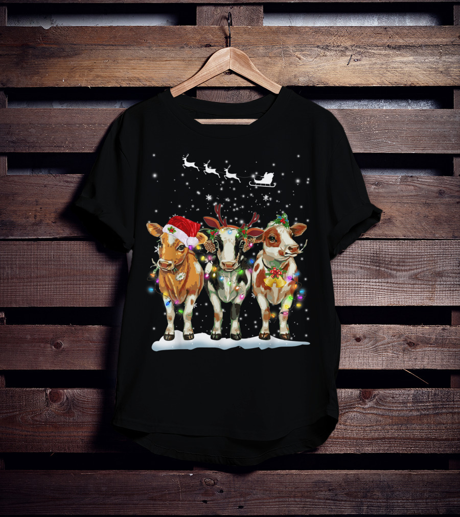 Cow Reindeer Hat Santa Christmas Light Sleigh Snowflakes T-Shirt