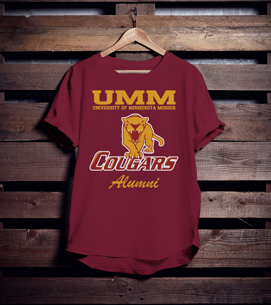 UMM University Of Minnesota Morris Cougars Alumni T-Shirt