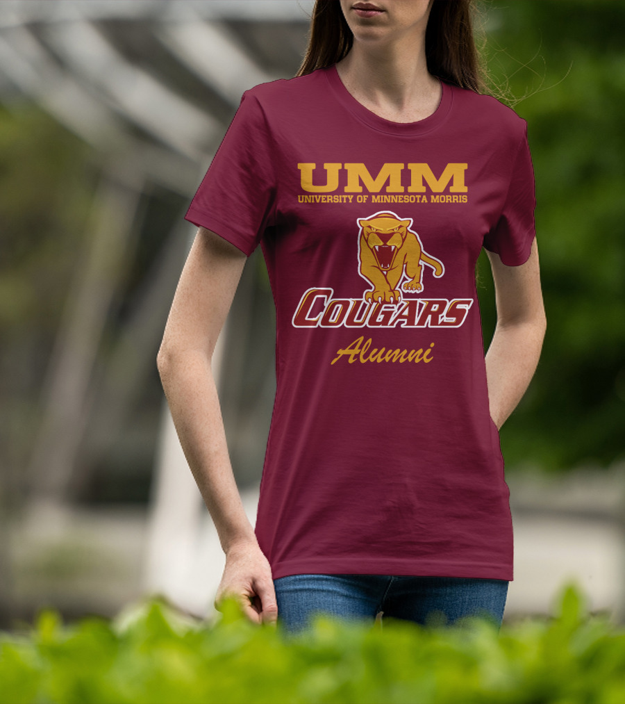 UMM University Of Minnesota Morris Cougars Alumni T-Shirt