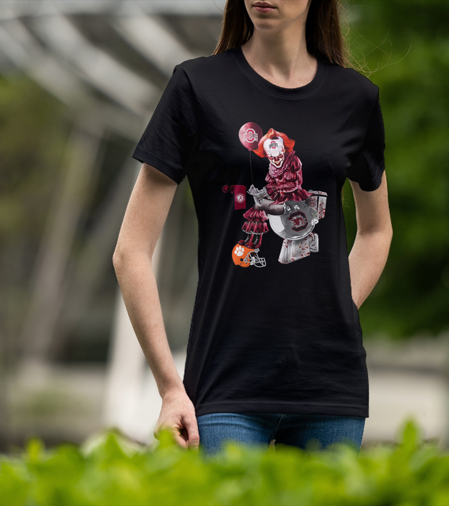 Ohio State Pennywise Holding Alabama And Clemson Helmets T-Shirt