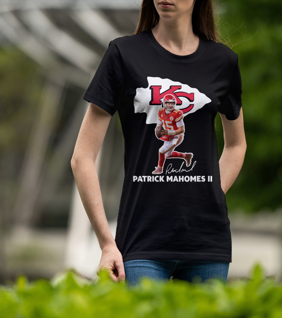 Kansas City Chiefs Patrick Mahomes II Football Signature T-Shirt