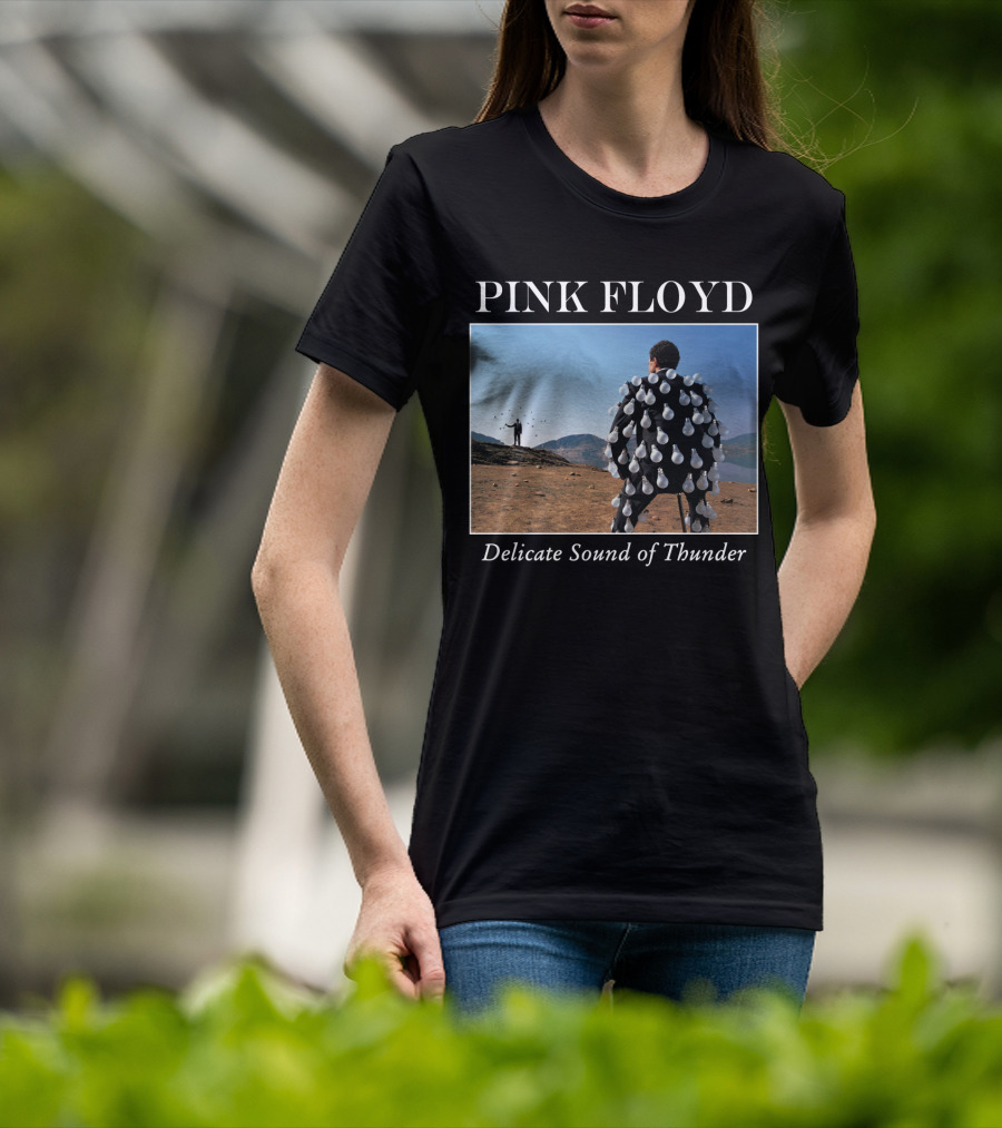 Pink Floyd Delicate Sound Of Thunder Lightbulb Suit Album Cover T-Shirt