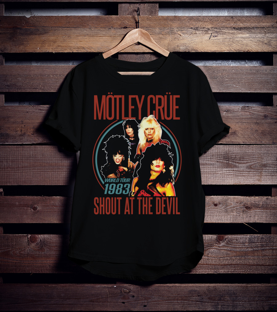 Mötley Crüe Shout At The Devil World Tour 1983 T-Shirt