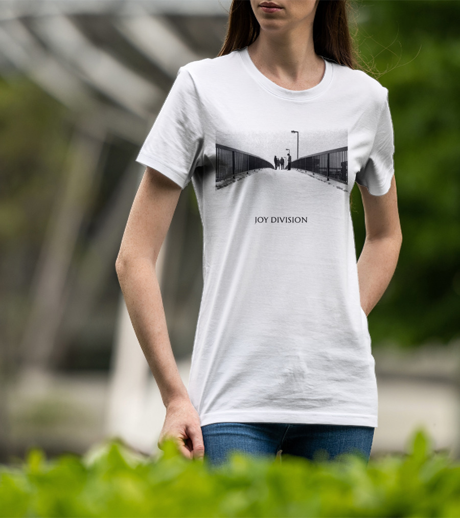 Joy Division Unknown Pleasures Bridge Scene T-Shirt