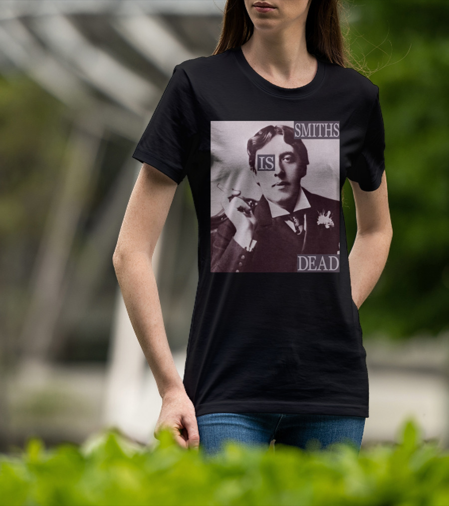 Smiths Is Dead Oscar Wilde T-Shirt