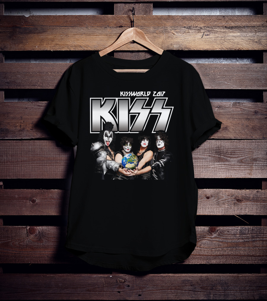 Kiss Kissworld 2017 Tour Holding Earth T-Shirt