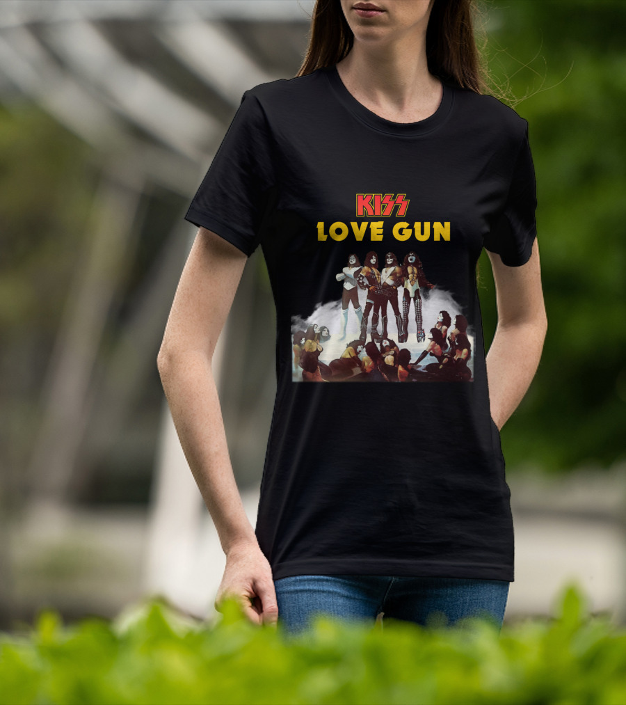 Kiss Love Gun Album Cover T-Shirt