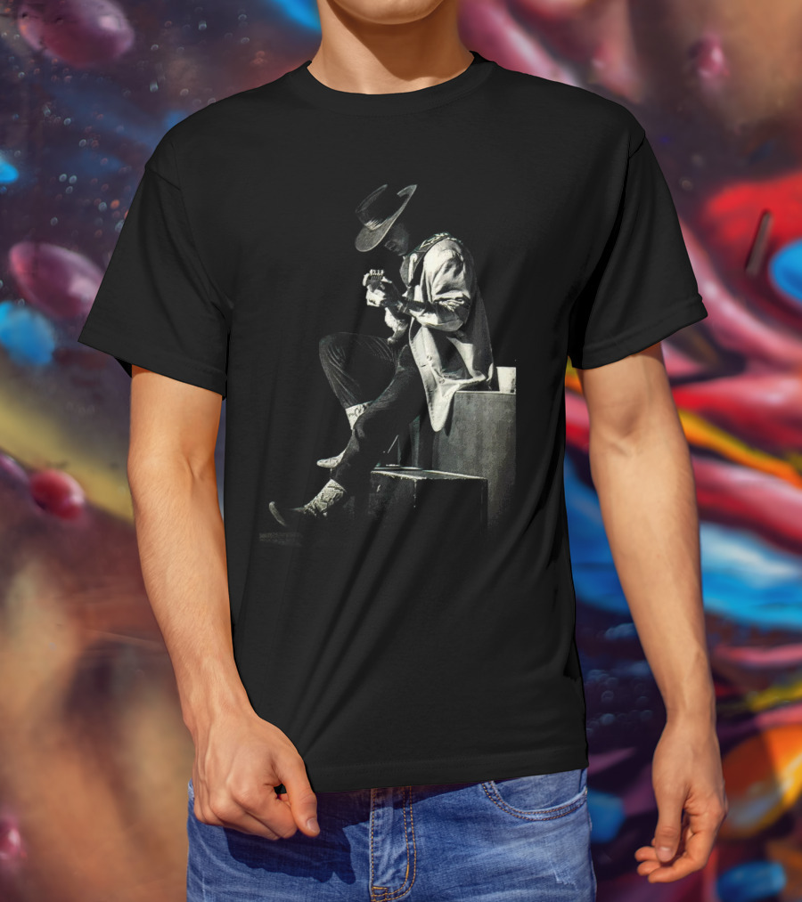 Guitar Icon Vintage Style T-Shirt