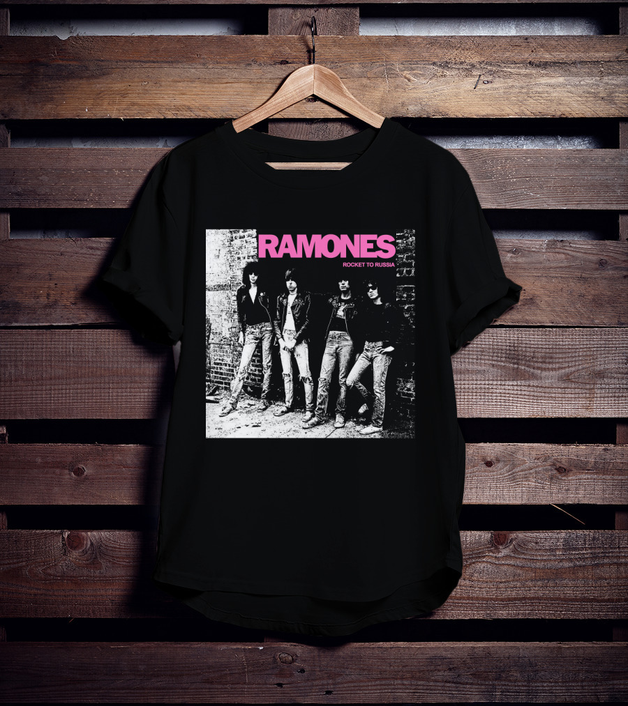 Ramones Rocket To Russia Band Photo Album Cover T-Shirt