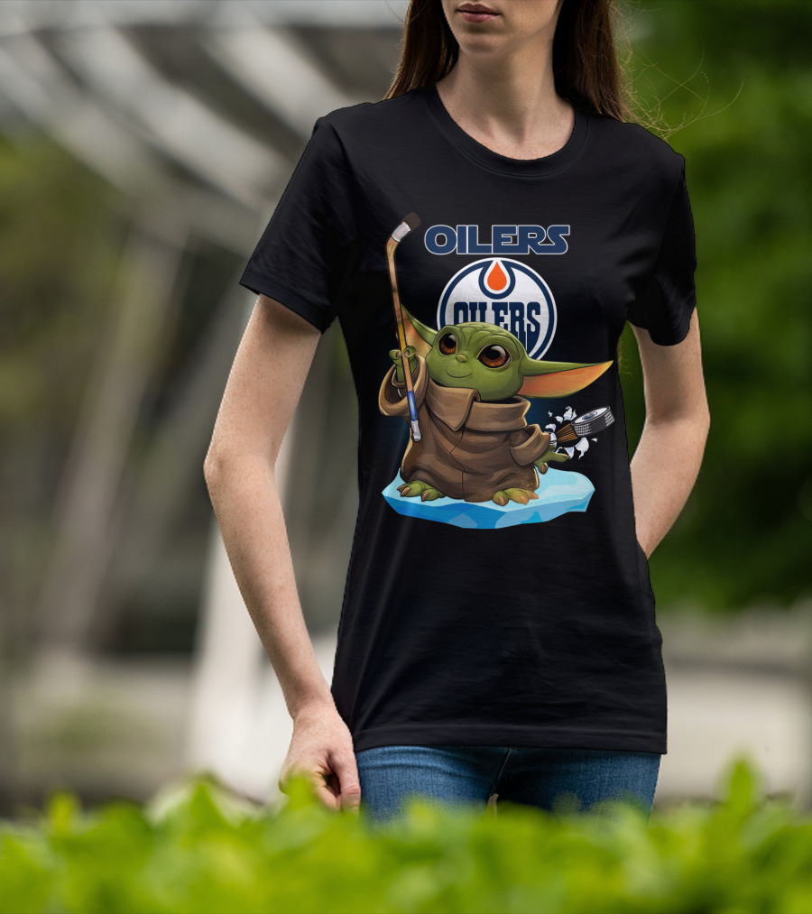 Oilers Baby Yoda Holding Hockey Stick And Puck On Ice T-Shirt