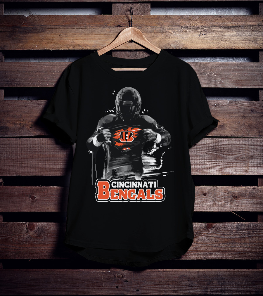Cincinnati Bengals B Icon Football Player Splash Effect T-Shirt