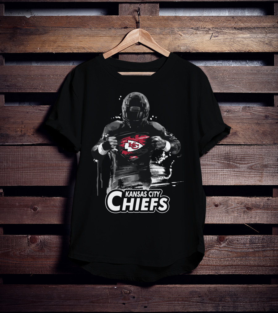 Kansas City Chiefs Football Player Kc Logo Print T-Shirt