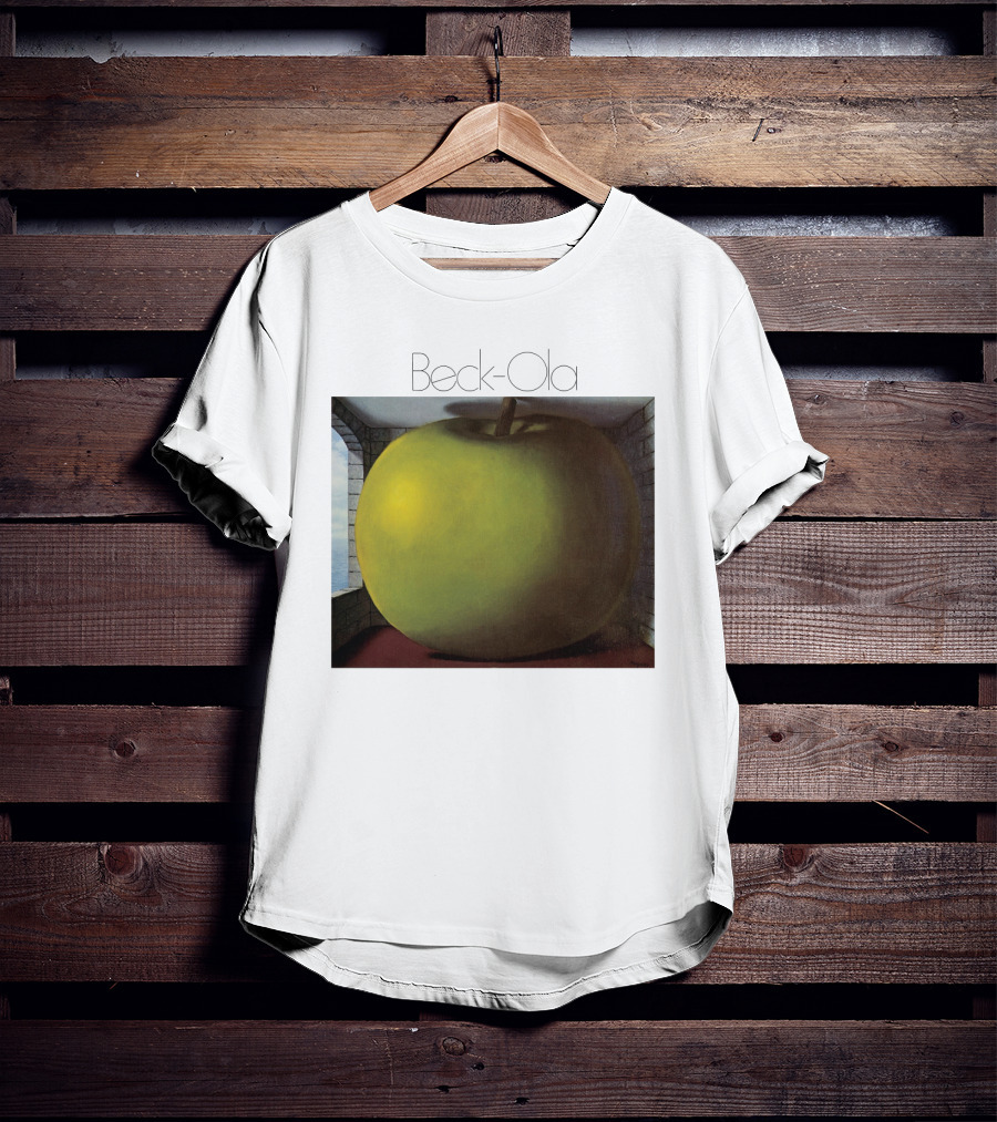TJB 01 Beck Ola Album Cover Large Green Apple T-Shirt
