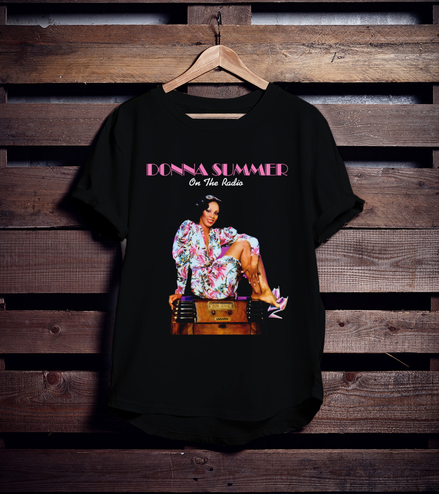 Donna Summer On The Radio 08 Retro Glam Pose T-Shirt