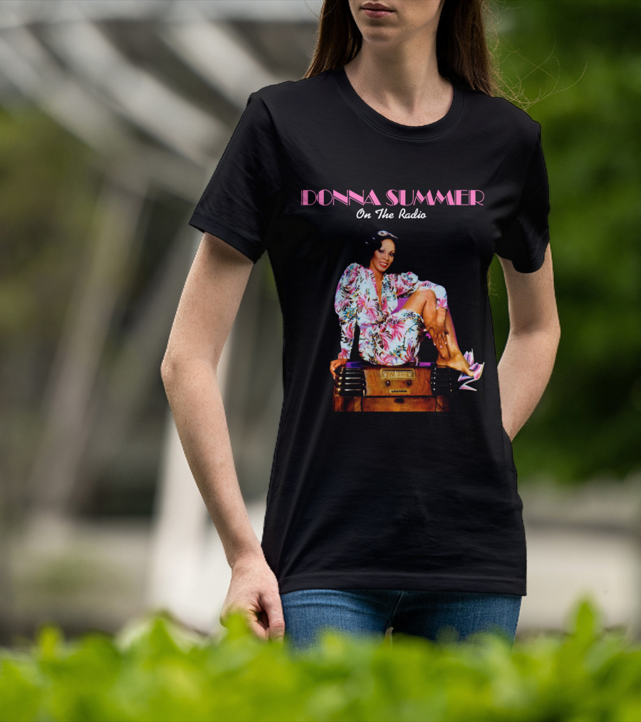 Donna Summer On The Radio 08 Retro Glam Pose T-Shirt