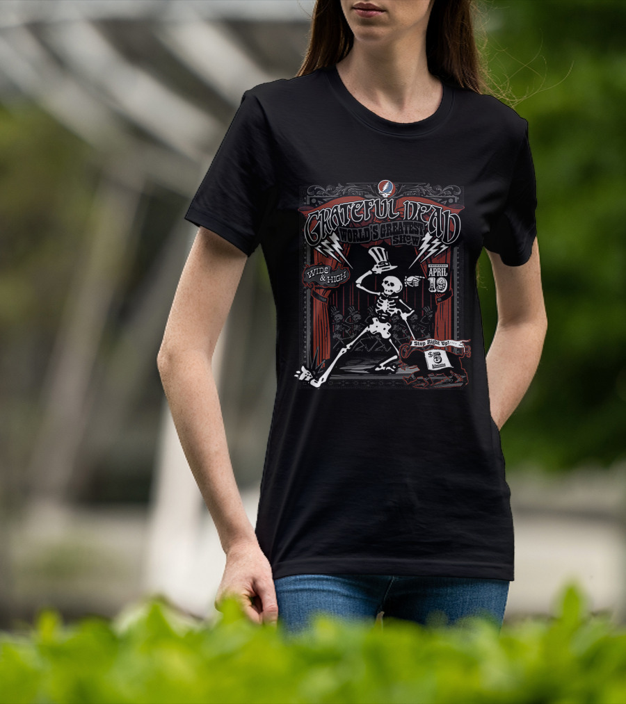 Grateful Dead World's Greatest Show April 19 Wide & High Skeleton With Top Hat T-Shirt