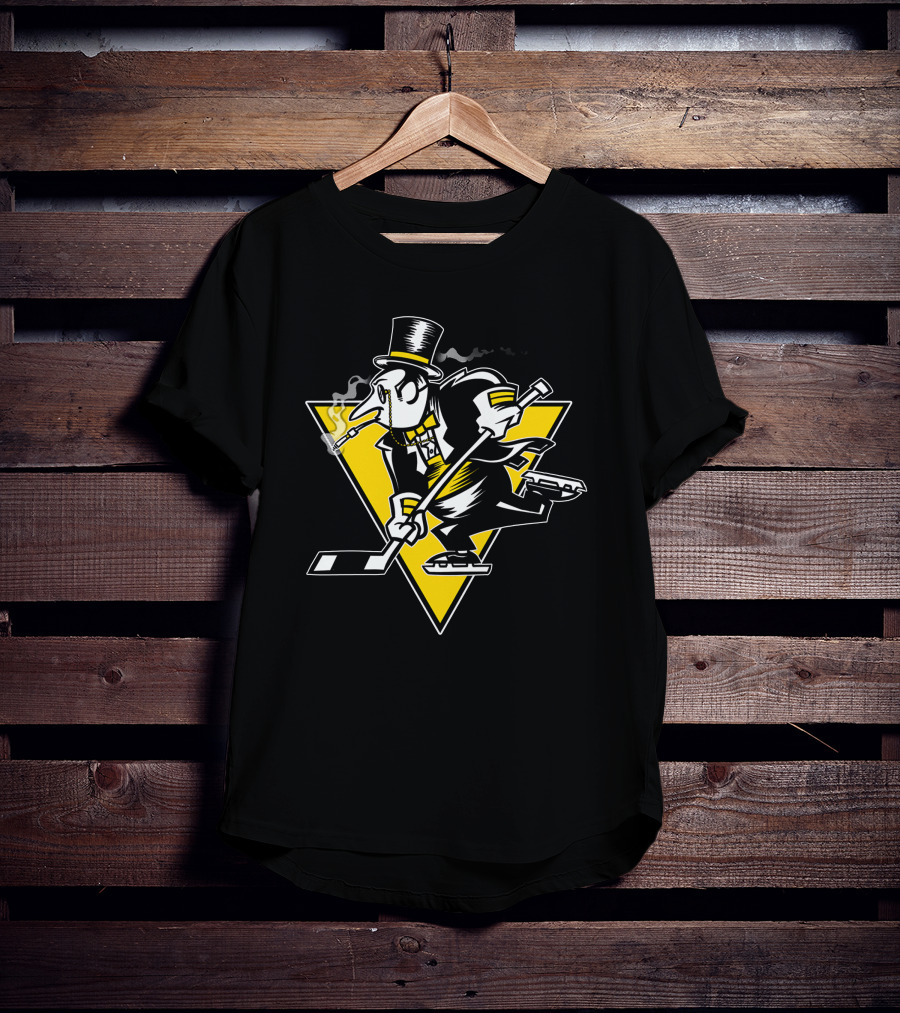 Pittsburgh Penguins Retro Style Smoking Penguin Hockey Skater T-Shirt