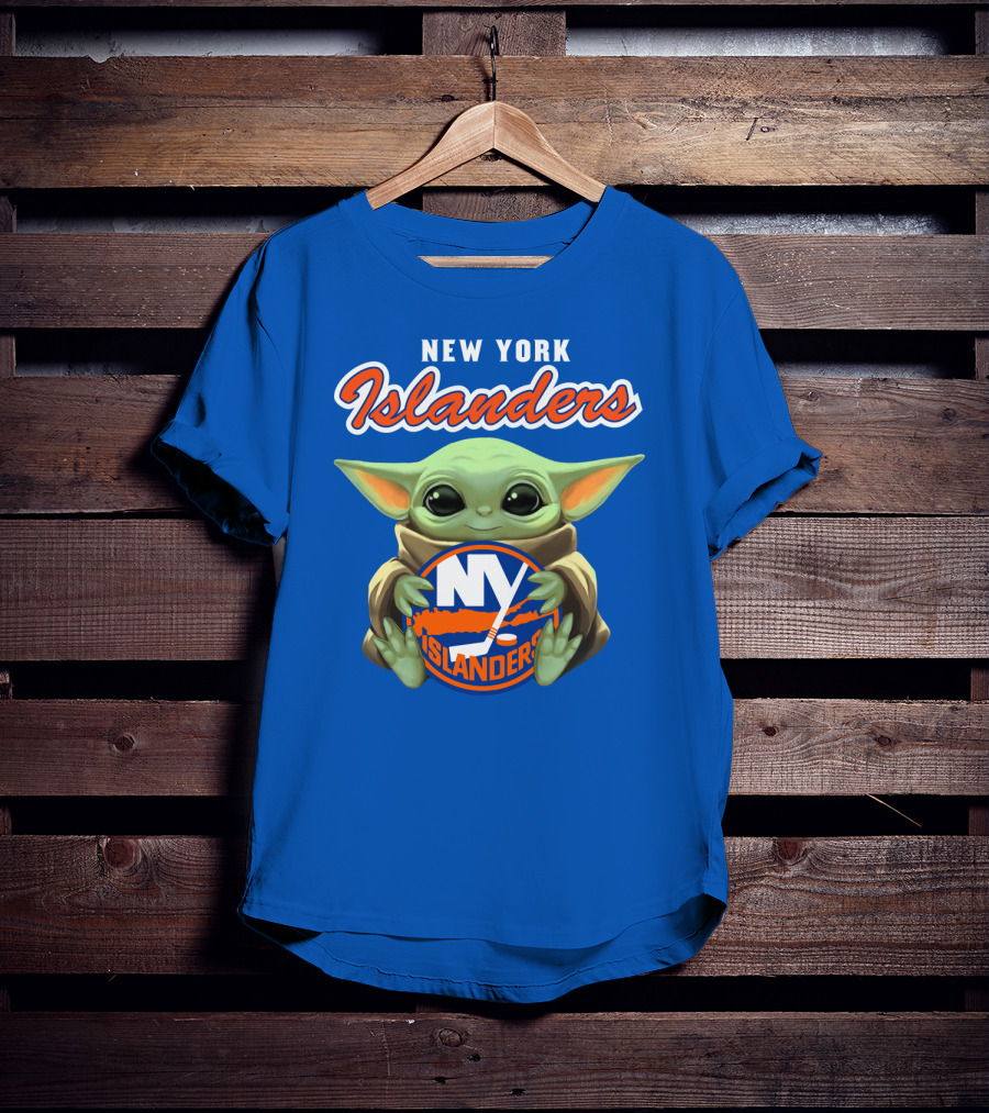 New York Islanders Baby Yoda Holding NY Islanders T-Shirt
