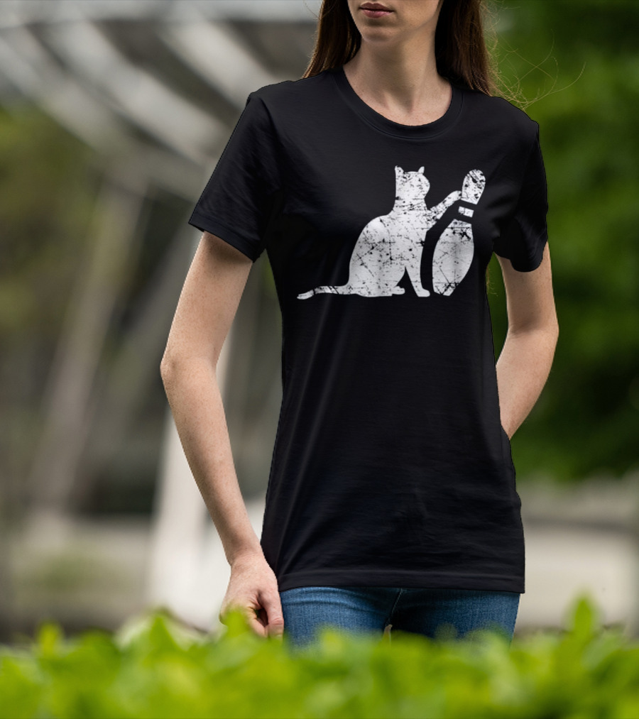Ornery Alley Cat Tipping Bowling Pin Vintage T-Shirt