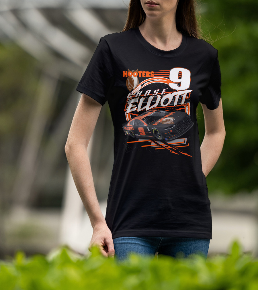 Chase Elliott Hooters 9 Nascar Racing Car T-Shirt