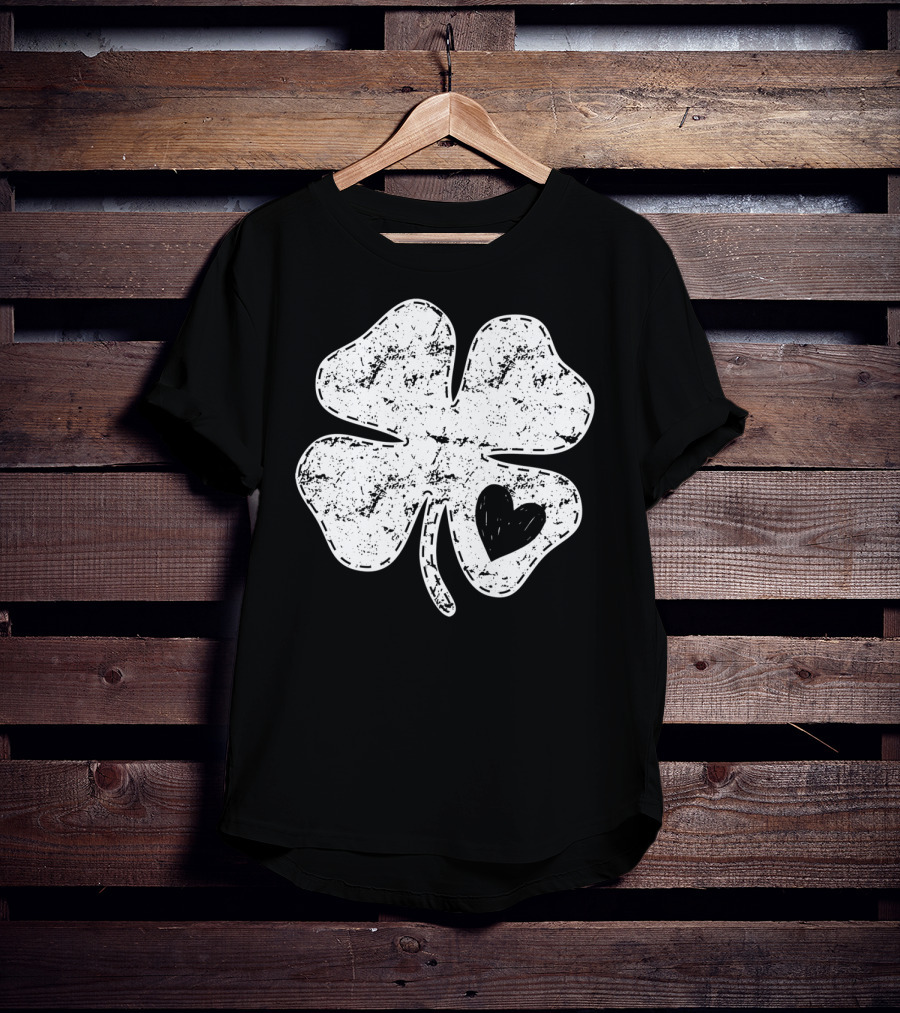 I Love Shamrock Heart St Patricks Day Four Leaf Clover Rustic Charm T-Shirt