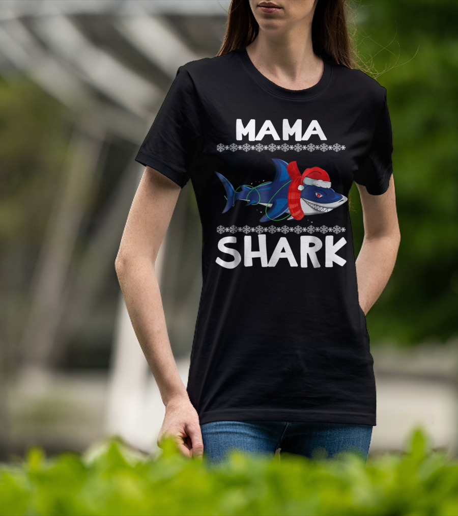 Mama Shark Christmas Santa Hat Ugly T-Shirt