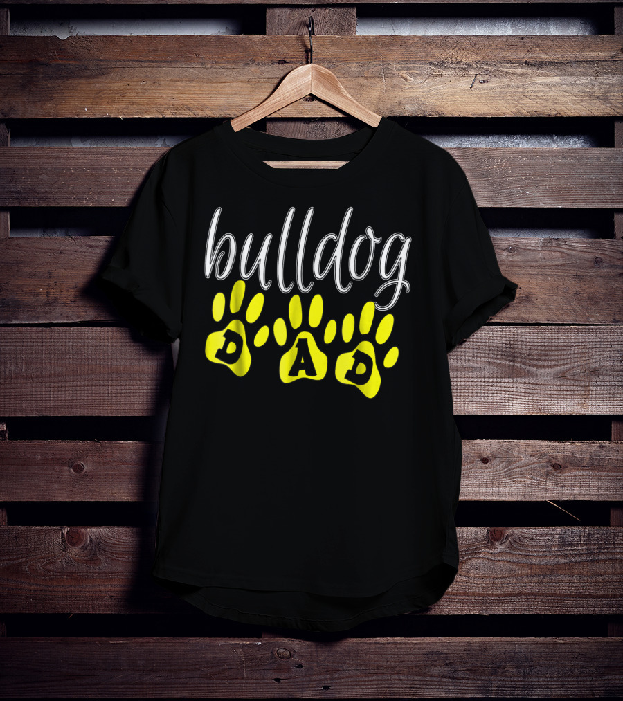Bulldog Dad Paw Print Cute Puppy Lover T-Shirt