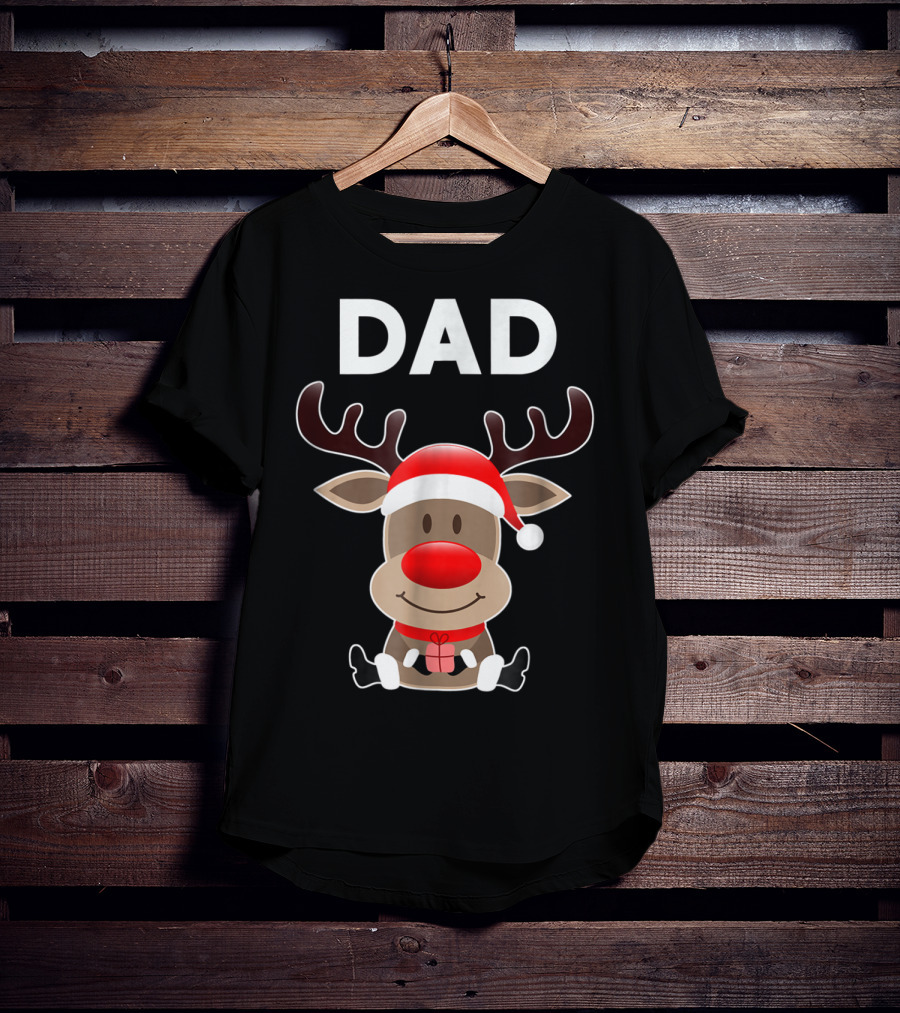 Dad Christmas Reindeer With Santa Hat And Gift T-Shirt
