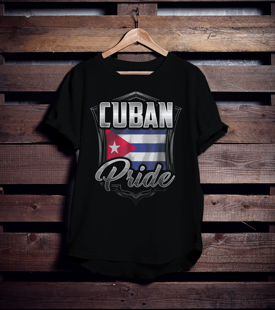 Cuban Pride Cuba Flag Shield Heritage Roots Dad Family 43 T-Shirt