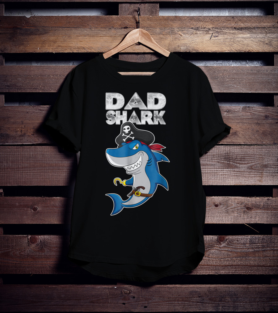 Dad Shark Pirate Halloween Matching Family85 T-Shirt