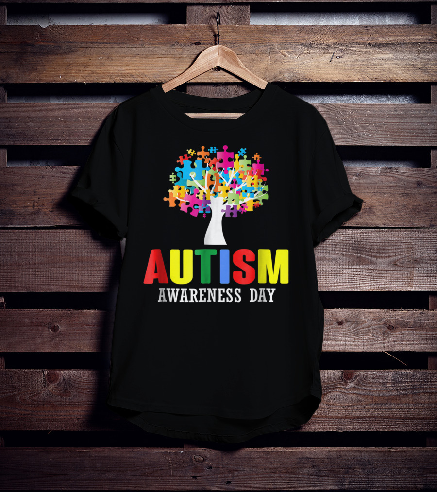 Autism Awareness Day Colorful Puzzle Tree T-Shirt