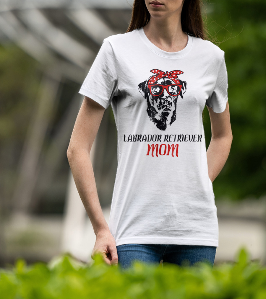 LABRADOR RETRIEVER MOM Dog Lover Retro Glasses Bandana T-Shirt