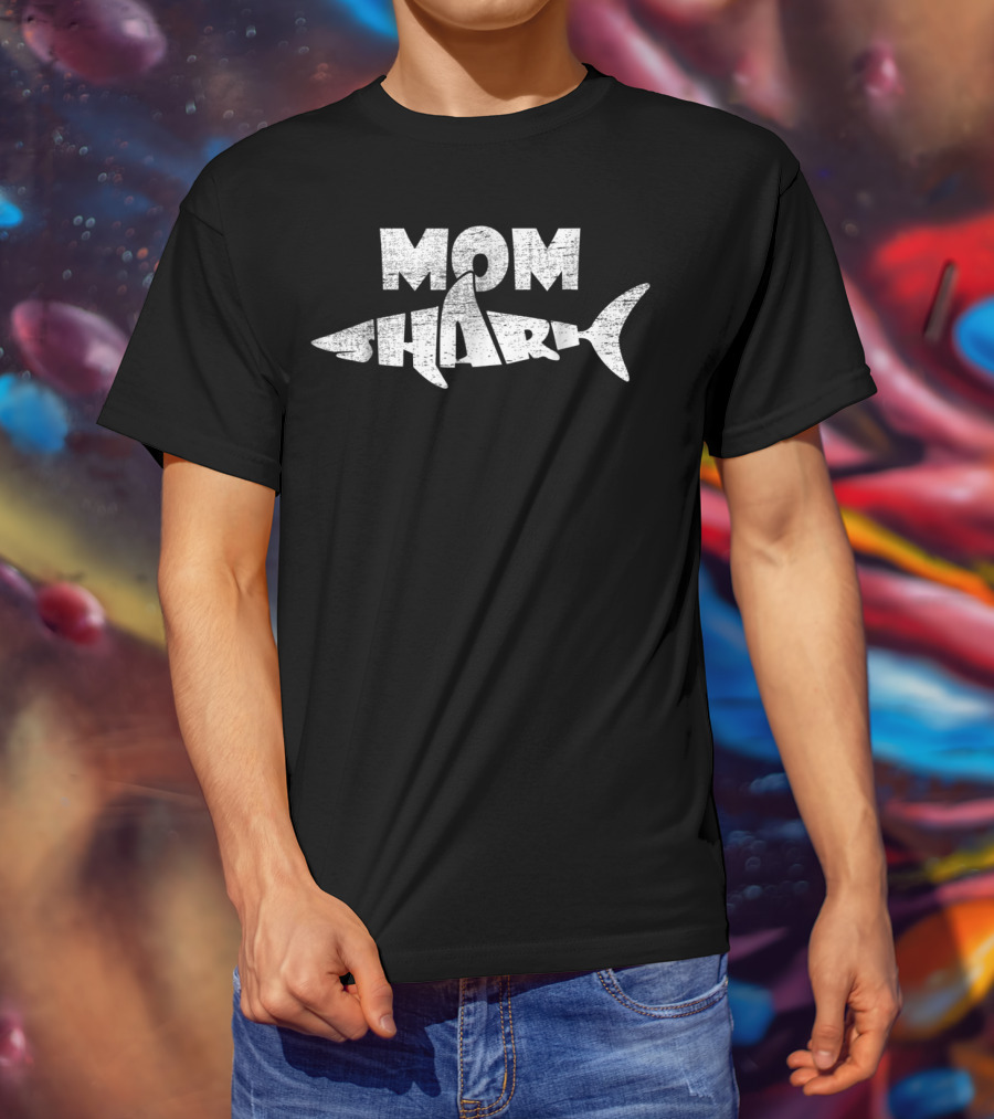 Mom Shark Funny Family Matching Birthday Women61 T-Shirt