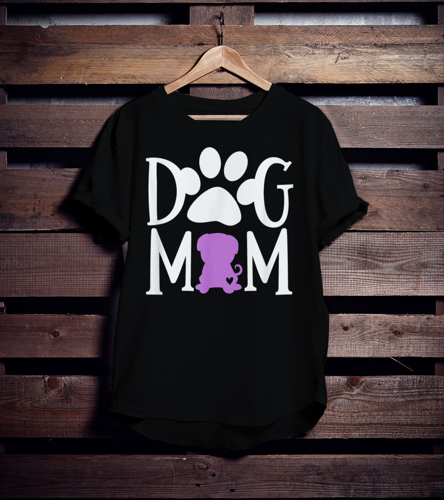 DOG MOM Paw Print Pug Silhouette Heart Dark92 T-Shirt