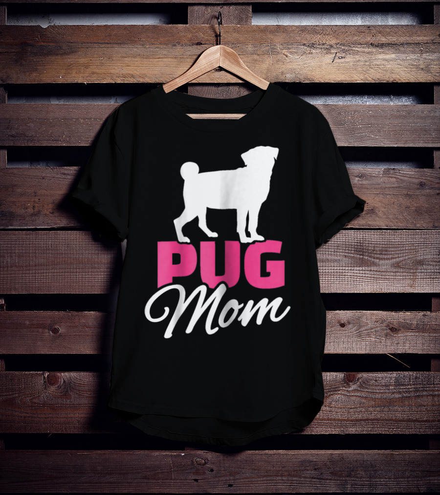 Pug Mom T-Shirt