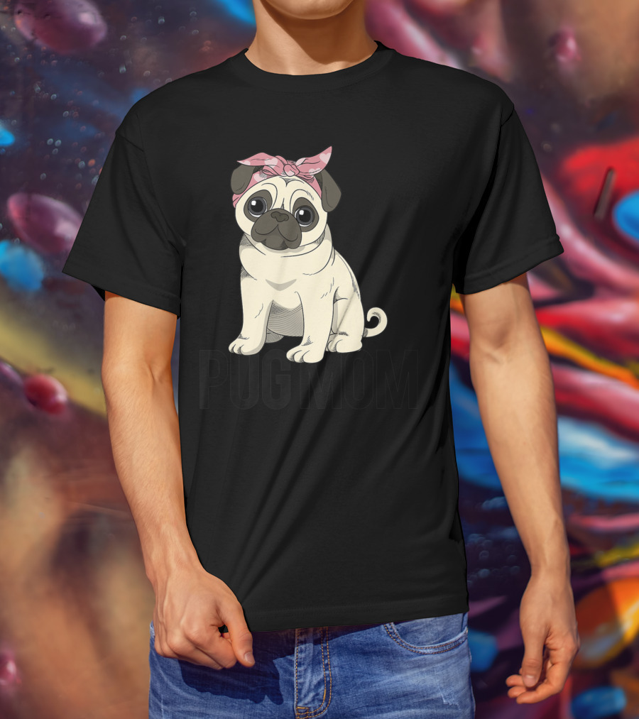 Pug Mom Cute Pug With Pink Bandana T-Shirt