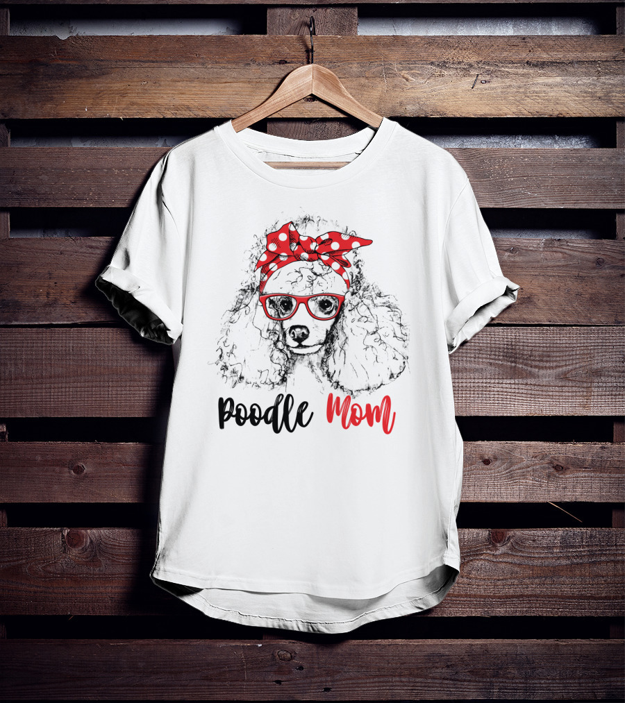 Red Poodle Mom With Bow And Glasses For Women81 T-Shirt