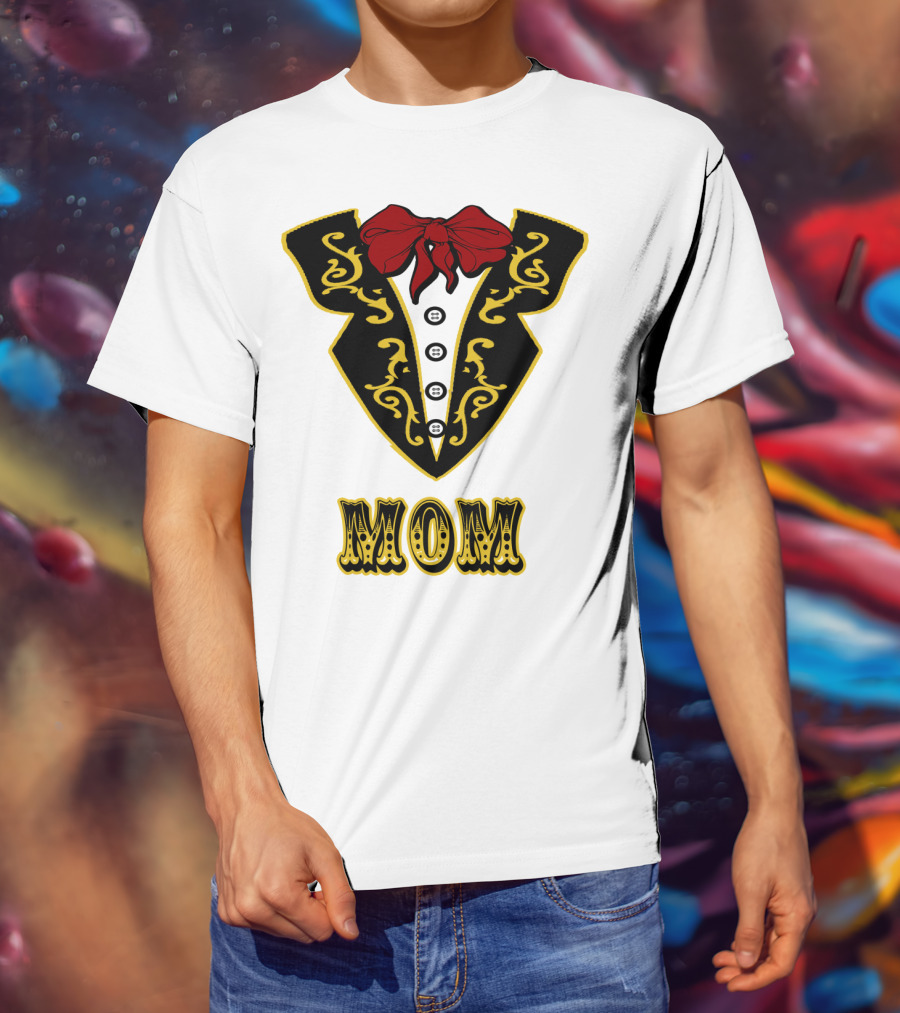 Mom Ringmaster Circus Birthday Party T-Shirt
