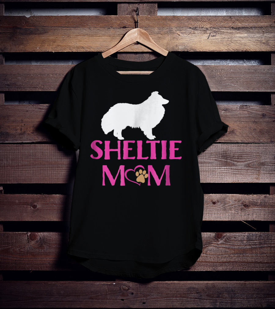 Sheltie Mom With Heart And Paw Prints T-Shirt