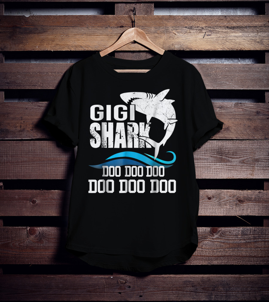 Gigi Shark Doo Doo Doo Mom Grandma Halloween Christmas67 T-Shirt