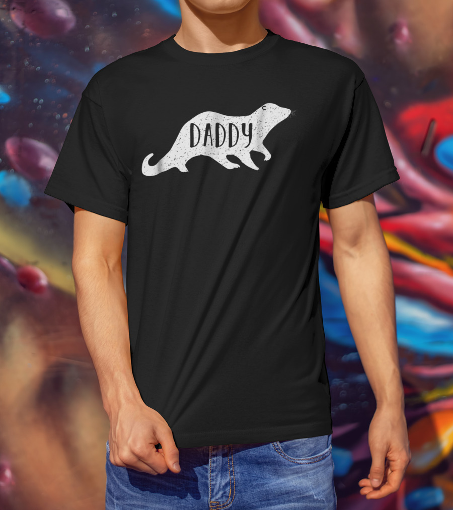 Vintage Daddy Otter Mom Tees26 T-Shirt