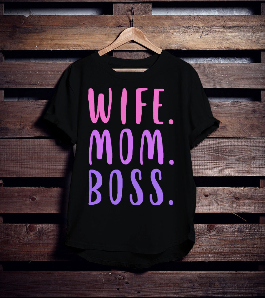 WIFE MOM BOSS Fashion Foe 95 T-Shirt
