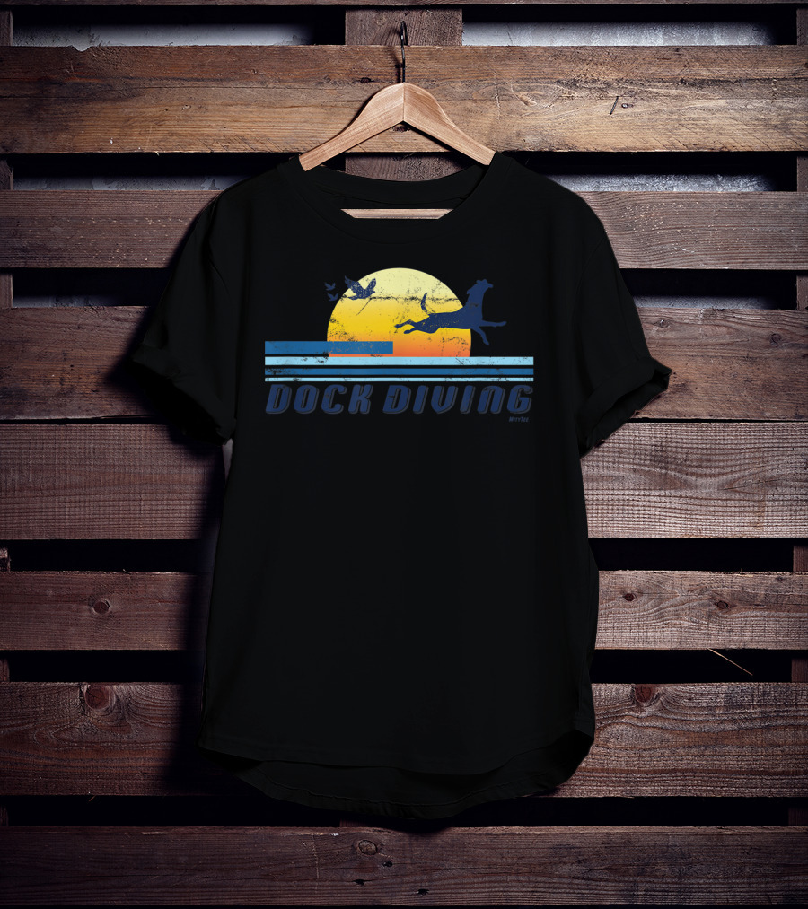 Dock Diving Jumping Dog Mom Dad Retro Sunset T-Shirt