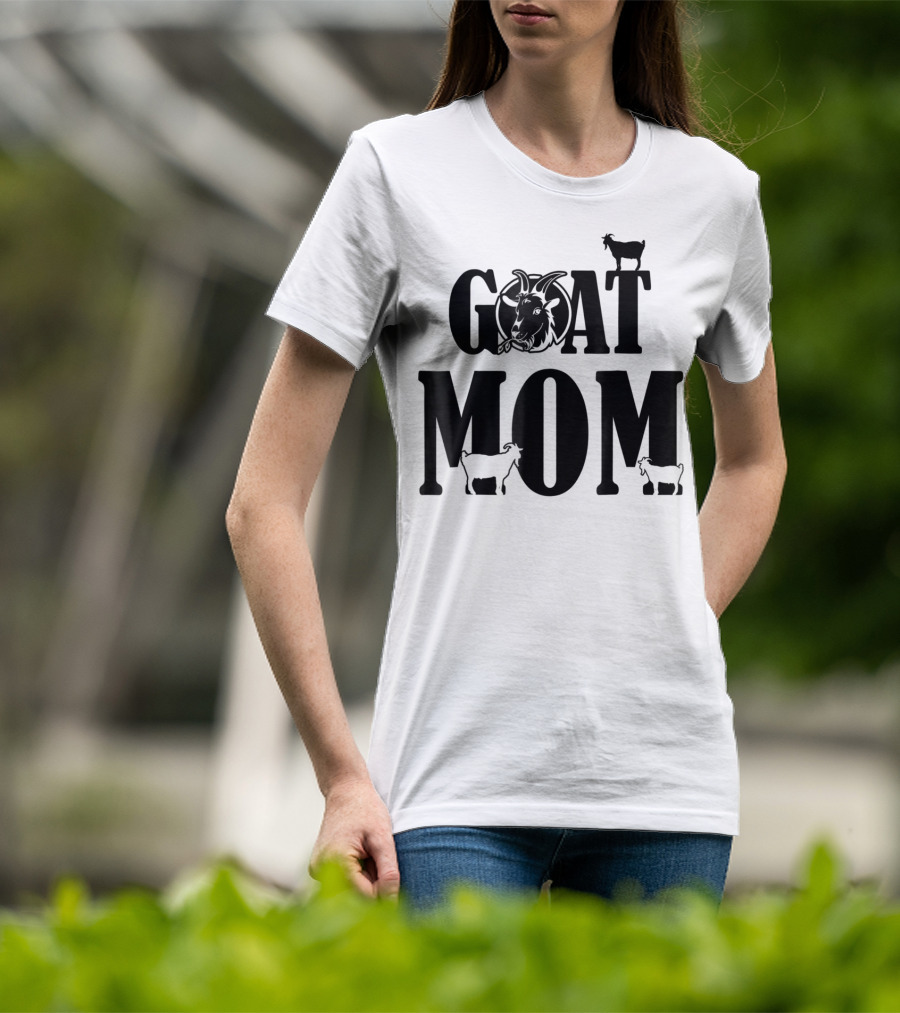 Proud Goat Mom With Cute Goat And Goat T-Shirt