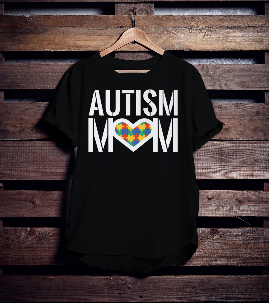 AUTISM MOM Heart Puzzle T-Shirt