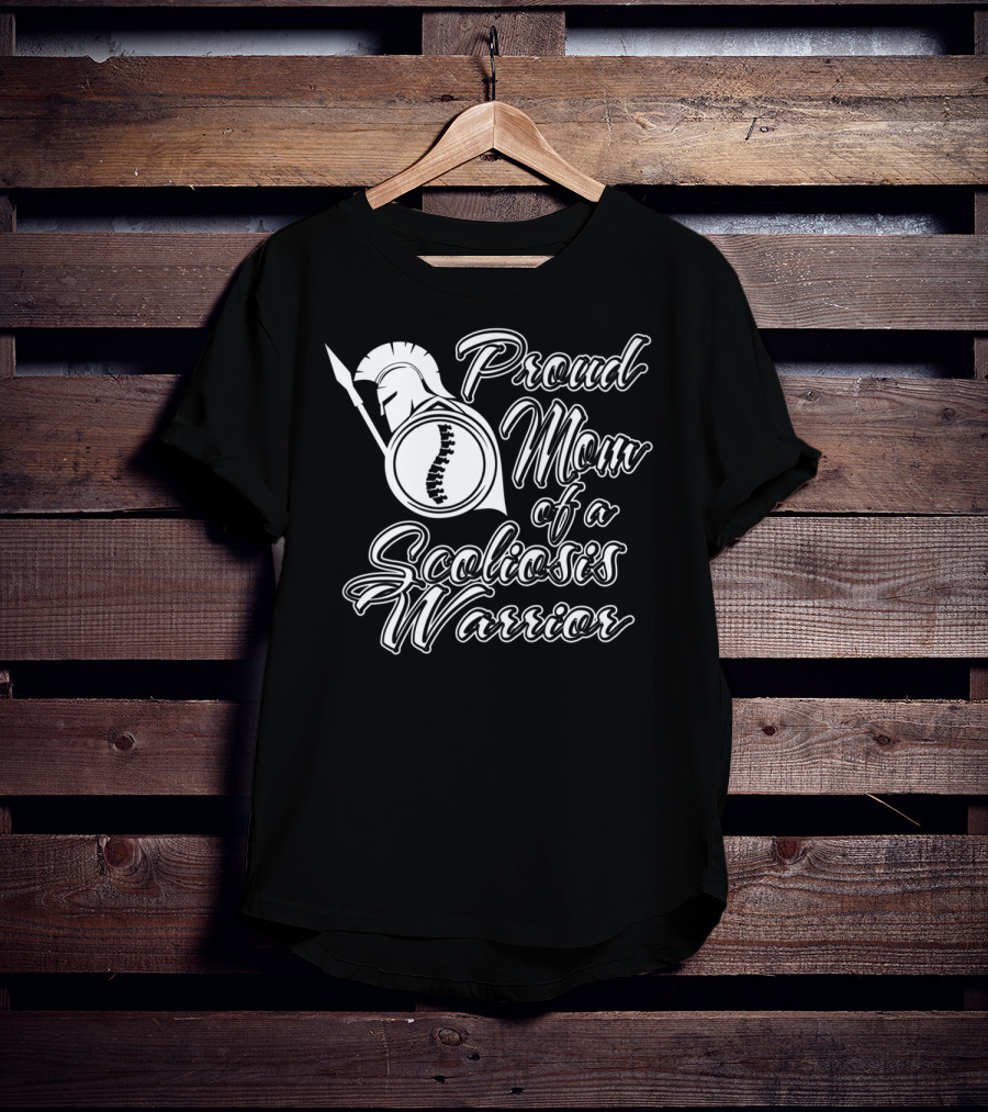 Proud Mom Of A Scoliosis Warrior Spartan Helmet Emblem T-Shirt