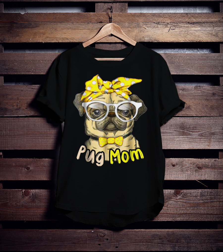 Pug Mom With Yellow Polka Dot Bow And Glasses For Dog Lovers T-Shirt
